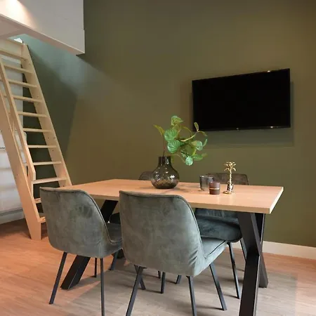 Heide Hoeve Vide Met Hottub | 5 Personen 펜션